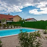 Olive Hill Dom wakacyjny Poljica-Brig