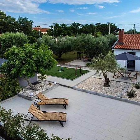 Olive Hill Poljica-Brig