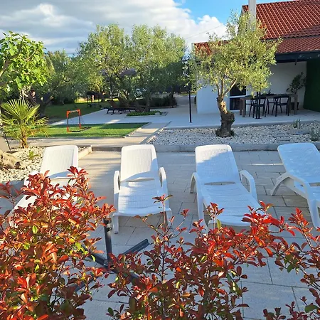 Olive Hill Nyaraló