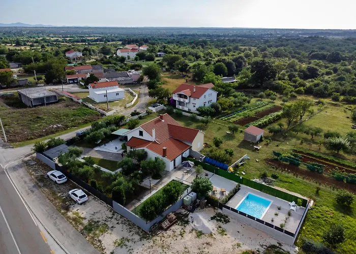 Olive Hill * Poljica-Brig